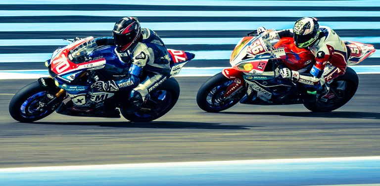 moto 1 recadree copie
