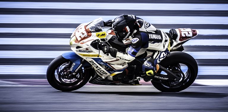 moto 4 recadree copie